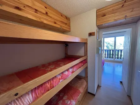 Studio cabine au pied des pistes avec balcon et parking gratuit - Photo 7