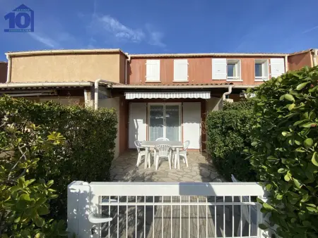 Pavillon avec piscine, à 350m de la plage, 6 pers, parking privé - Photo 1