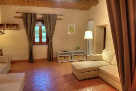 Villa intera, Maison à Modigliana avec piscine et vignobles - Photo 11