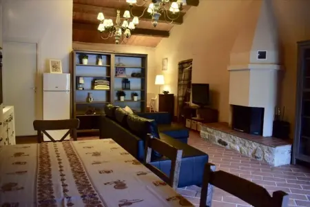 Villa intera, Maison à Modigliana avec piscine et vignobles - Photo 15