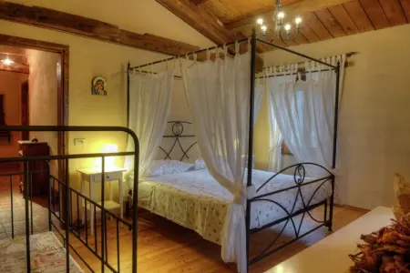 Villa intera, Maison à Modigliana avec piscine et vignobles - Photo 26
