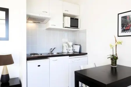 Néméa Appart'Hôtel Toulouse Saint Martin***, Appartement à Toulouse avec piscine et sauna - Photo 5