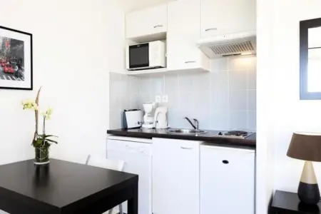Néméa Appart'Hôtel Toulouse Saint Martin***, Appartement à Toulouse avec piscine et sauna - Photo 19