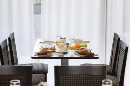 Néméa Appart'Hôtel Toulouse Saint Martin***, Appartement près d'Aeroscopia avec Piscine - Photo 16