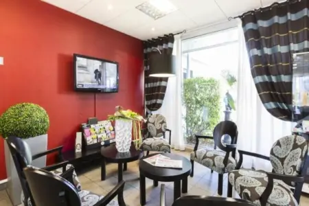 Néméa Appart'Hôtel Toulouse Saint Martin***, Appartement près d'Aeroscopia avec Piscine - Photo 18