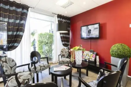 Néméa Appart'Hôtel Toulouse Saint Martin***, Appartement près d'Aeroscopia avec Piscine - Photo 25