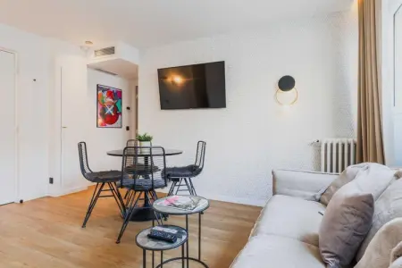 FDL-9-VELLEFAUX-5, Appartement élégant - 2BR/6P - Canal St Martin - Photo 1