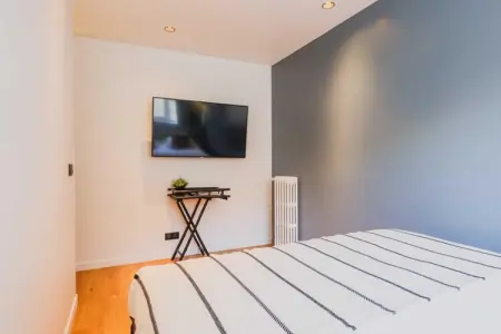 FDL-9-VELLEFAUX-5, Appartement élégant - 2BR/6P - Canal St Martin - Photo 8