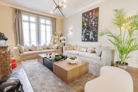 AM-23-FERME, Hôtel Particulier avec Jardin au coeur de Neuilly - Photo 6
