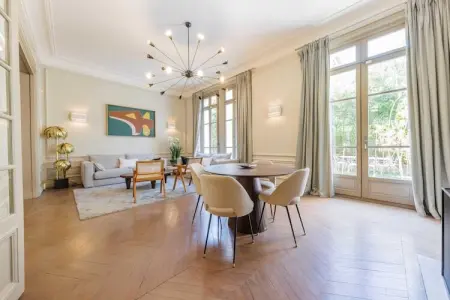 AM-23-FERME, Hôtel Particulier avec Jardin au coeur de Neuilly - Photo 11