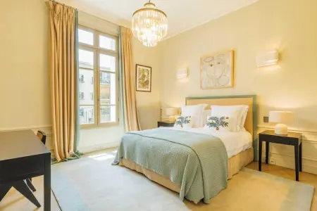 AM-23-FERME, Hôtel Particulier avec Jardin au coeur de Neuilly - Photo 20