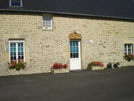Maison individuelle en pierre près d'Utah Beach - Photo 1