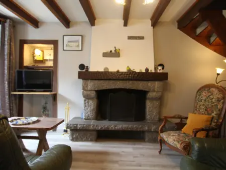 Maison chaleureuse à Flamanville, cheminée, jardin clos - Photo 1