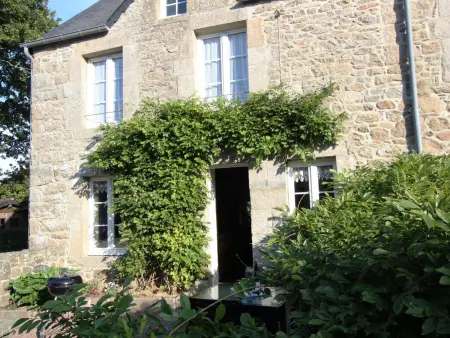 Maison chaleureuse à Flamanville, cheminée, jardin clos - Photo 6