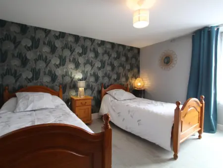 Maison chaleureuse à Flamanville, cheminée, jardin clos - Photo 9