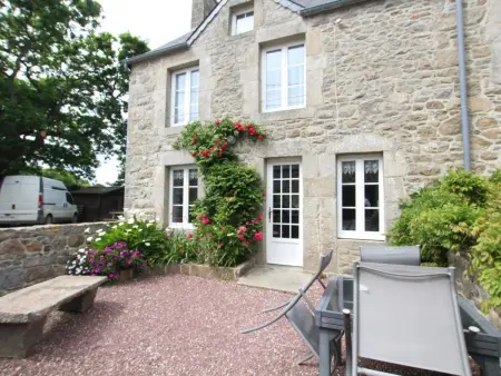Maison chaleureuse à Flamanville, cheminée, jardin clos - Photo 10