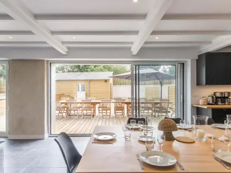 Maison spacieuse avec piscine chauffée et jardin, proche plages - Photo 2