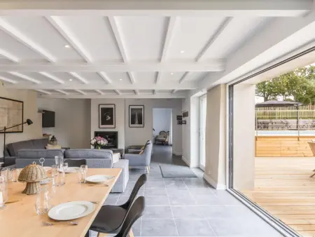 Maison spacieuse avec piscine chauffée et jardin, proche plages - Photo 11