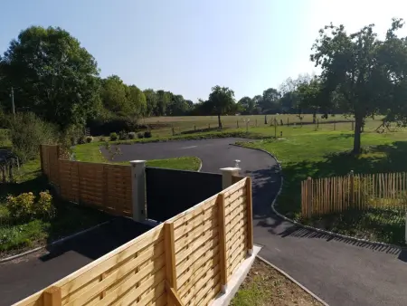 Maison spacieuse avec piscine chauffée et jardin, proche plages - Photo 32