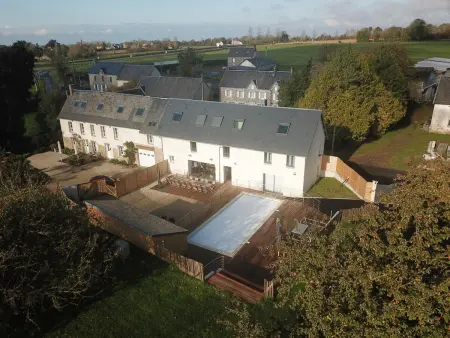 Maison spacieuse avec piscine chauffée et jardin, proche plages - Photo 33