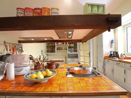 Maison spacieuse avec vue mer, cheminée et jardin - Photo 12