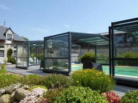 Les Ecuries: Gîte cotentin avec piscine, billard, cheminée et 5 chambres - Photo 1