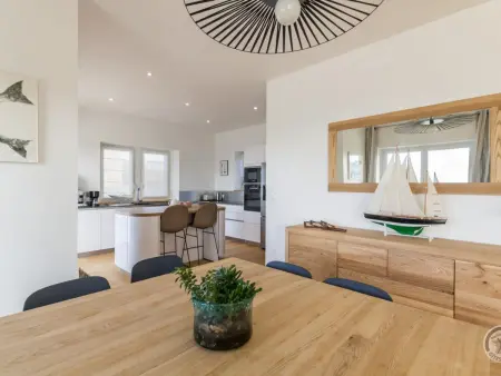 Villa contemporaine à Carolles avec vue mer et accès direct plage - Photo 3