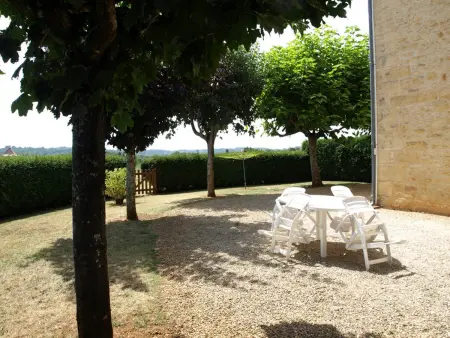 Gîte familial à Proissans avec jardin et parking - Photo 1