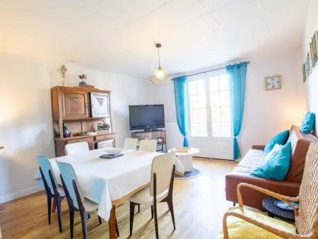 Évasion en Dordogne: Maison au bord de l'eau avec parking privé - Photo 1