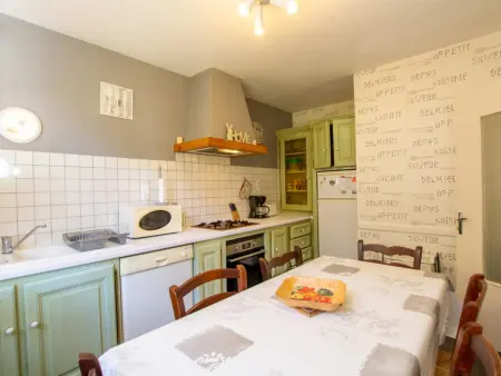 Évasion en Dordogne: Maison au bord de l'eau avec parking privé - Photo 5