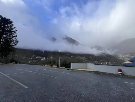 Appartement avec piscine chauffée, parking et vue montagne à Cauterets - Photo 12