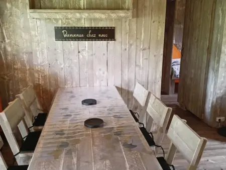 Cabane Trappeur Lodge avec Jacuzzi et Ferme Pédagogique - Photo 4