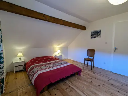Gîte confortable avec terrasse et vue montagne, proche loisirs et pistes - Photo 8