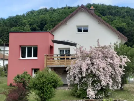 Gîte confortable avec terrasse et vue montagne, proche loisirs et pistes - Photo 24