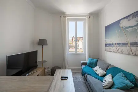 KZ-7-BATEGUIER-3, Bel appartement rénové - Carré d'Or - 2BR/2p - Photo 2