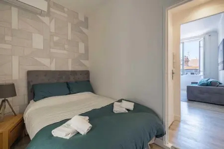 KZ-7-BATEGUIER-3, Bel appartement rénové - Carré d'Or - 2BR/2p - Photo 9