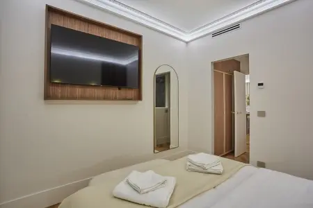 BOETIE 1, Appartement Matignon St Honoré par Studio Prestige - Photo 11