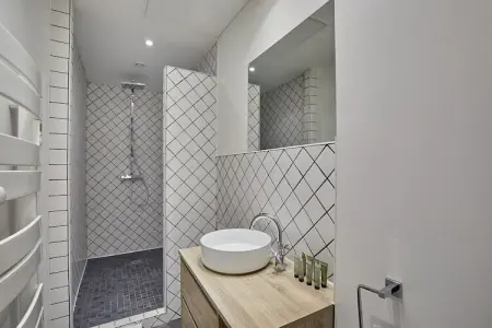 STRASBOURG  1, Superbe appartement de 3 chambres au centre de Paris - Photo 9