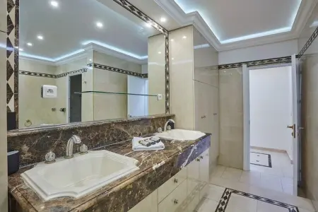 BELZUNCE, Superbe appartement Centre de Paris/Montmartre - Photo 14