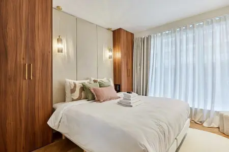 ECURIES 1, Magnifique appartement 3 pièces Centre de Paris - Photo 1