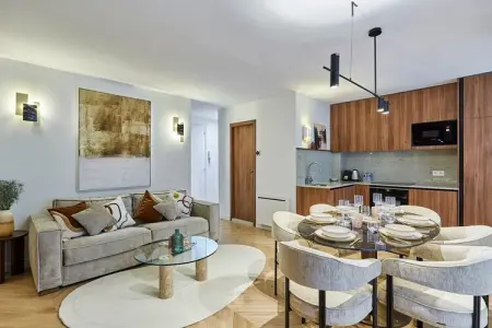 ECURIES 1, Magnifique appartement 3 pièces Centre de Paris - Photo 7