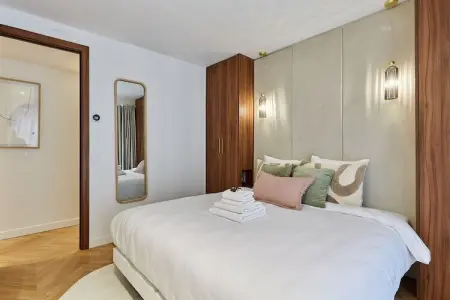 ECURIES 1, Magnifique appartement 3 pièces Centre de Paris - Photo 10