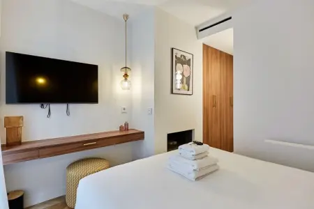 ECURIES 1, Magnifique appartement 3 pièces Centre de Paris - Photo 12