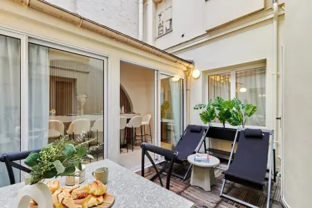 BELLEFEUILLES, Appartement terrasse Trocadéro Tour Eiffel par Studio Prestige - Photo 2