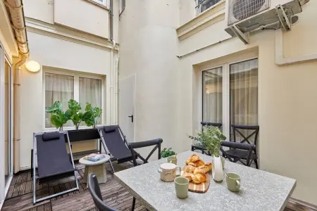 BELLEFEUILLES, Appartement terrasse Trocadéro Tour Eiffel par Studio Prestige - Photo 13