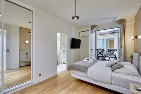 BELLEFEUILLES, Appartement terrasse Trocadéro Tour Eiffel par Studio Prestige - Photo 21