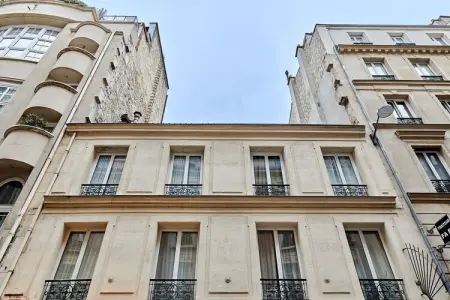 BELLEFEUILLES, Appartement terrasse Trocadéro Tour Eiffel par Studio Prestige - Photo 24