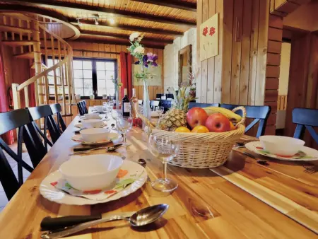 La Pomme de Pin, Belle maison au milieu des Ardennes avec sauna - Photo 15