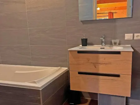Le Temps-Passe, Chalet spacieux avec sauna les Portes du Soleil - Photo 12