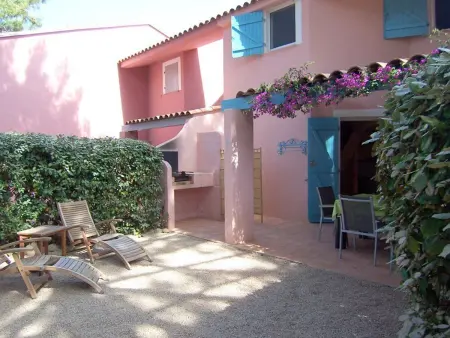 Mini-villa 3*** à 250m de la plage, 2 chambres, climatisation, parking privé - Photo 1